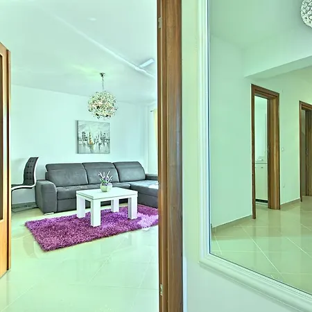 Apartamento Crystal Apartman