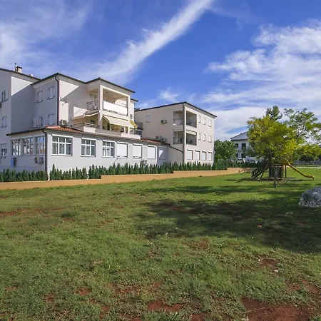 Crystal Apartman